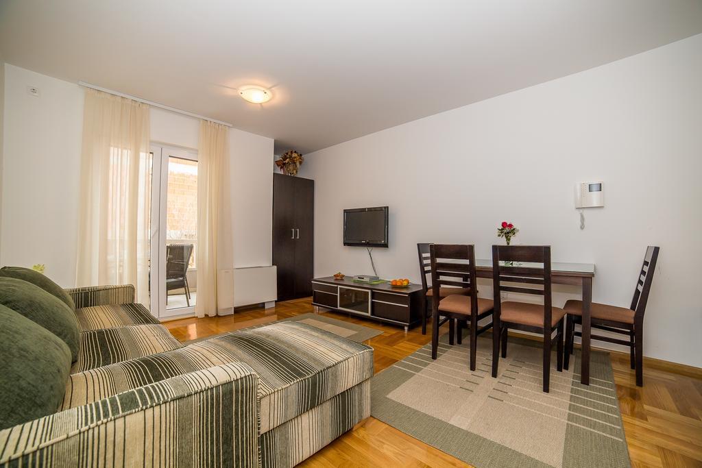 Apartments Kristina Makarska Zewnętrze zdjęcie