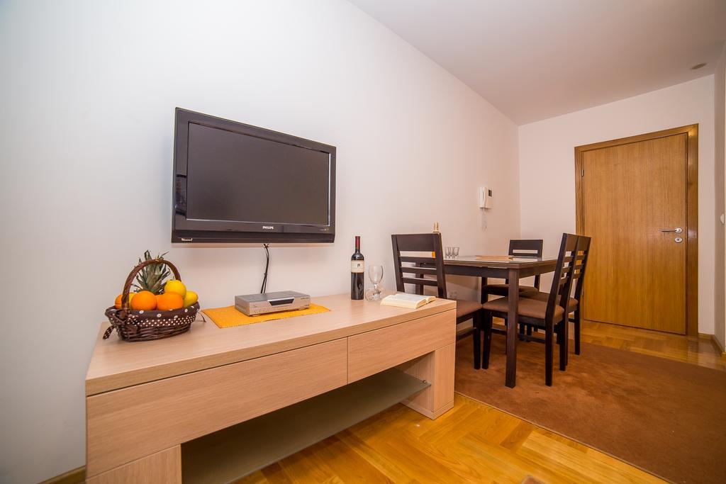 Apartments Kristina Makarska Zewnętrze zdjęcie