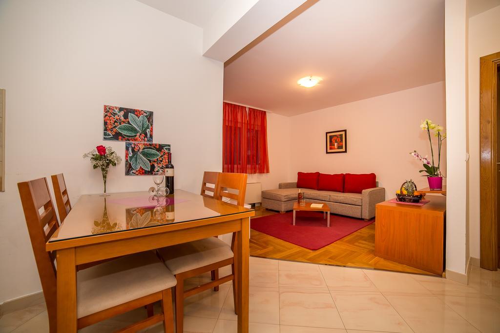 Apartments Kristina Makarska Zewnętrze zdjęcie