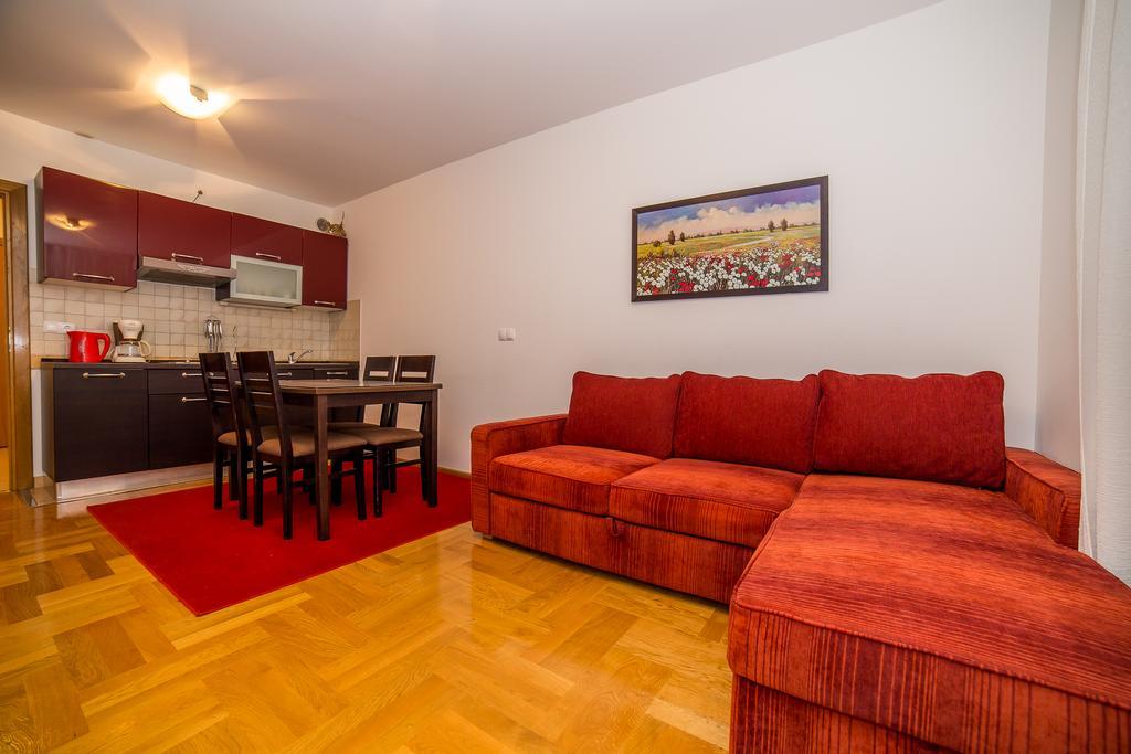 Apartments Kristina Makarska Zewnętrze zdjęcie